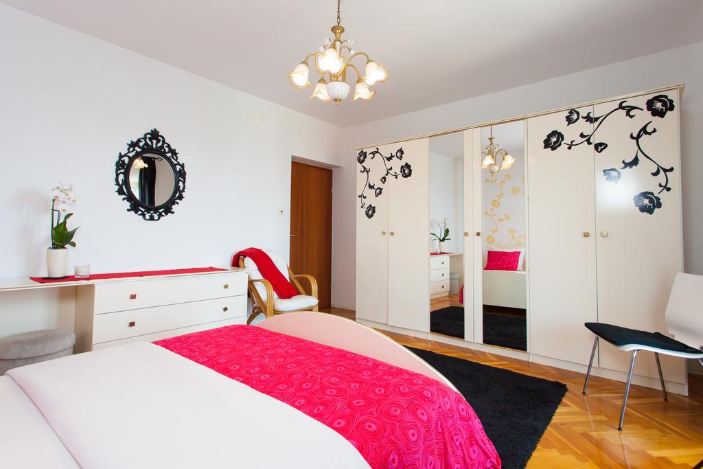 Premium Central Apartments Vrsar Eksteriør billede