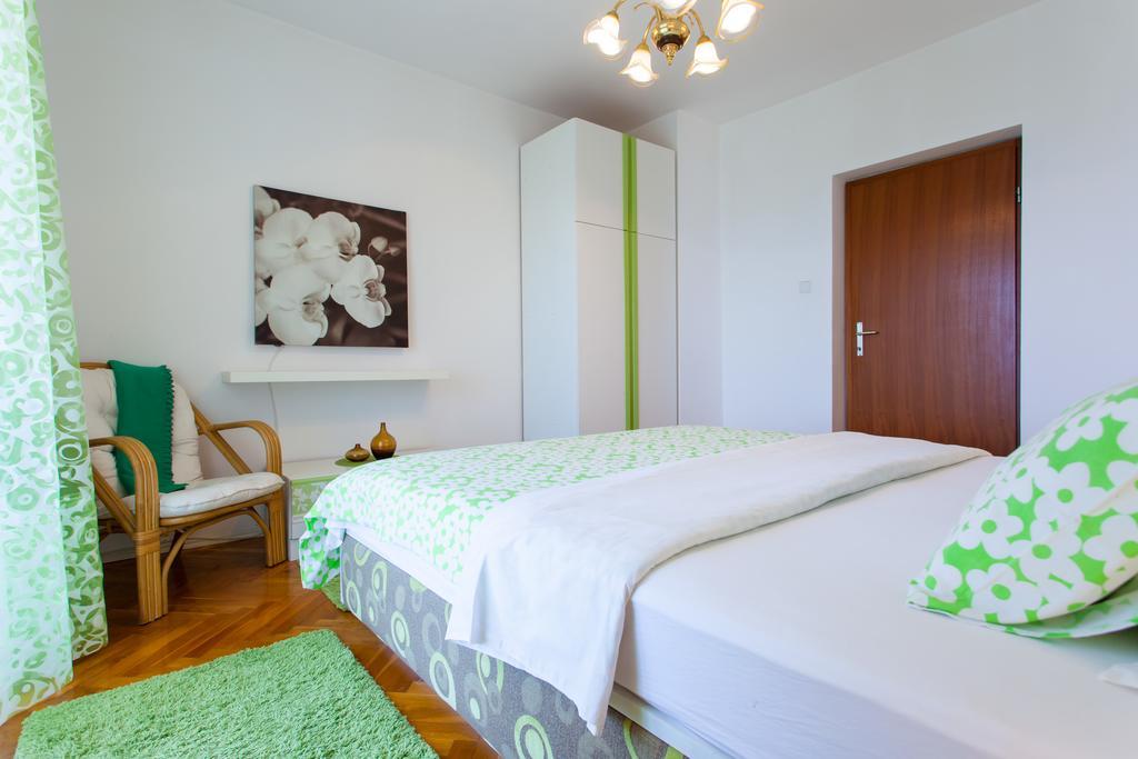 Premium Central Apartments Vrsar Eksteriør billede